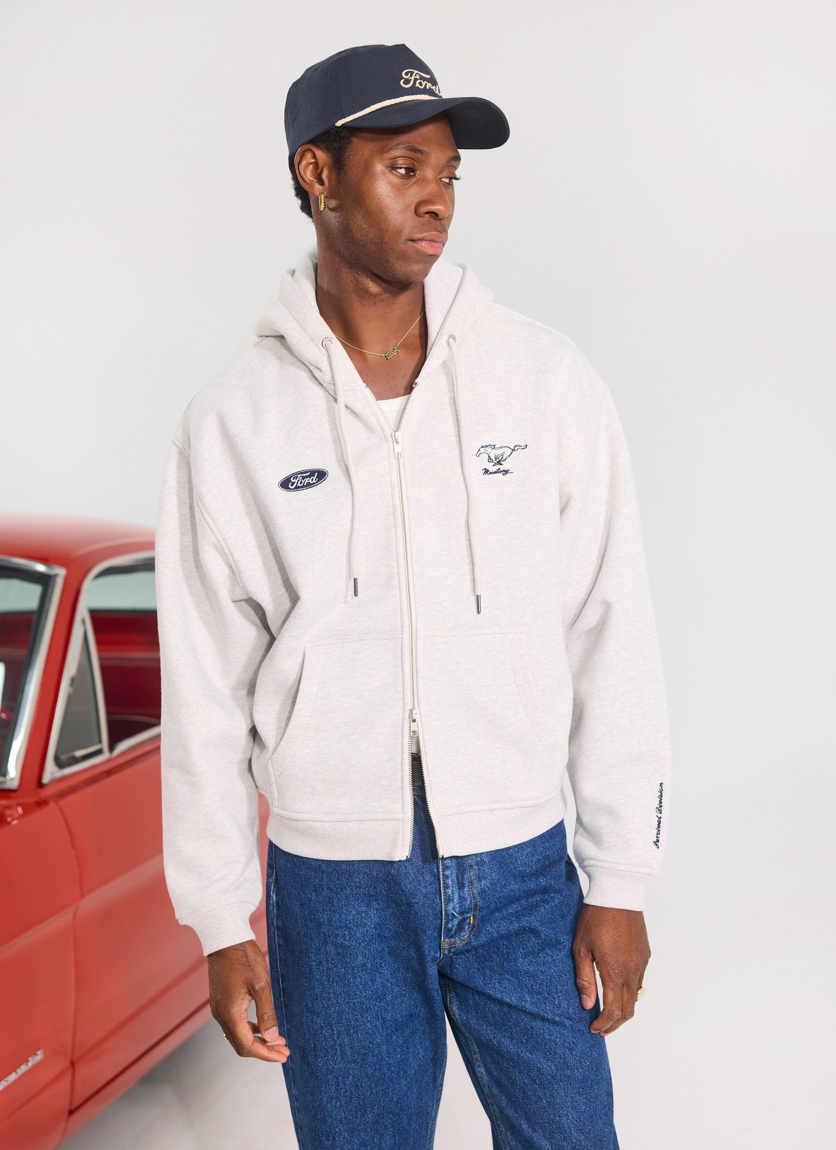 How to Style an Oversized Hoodie?