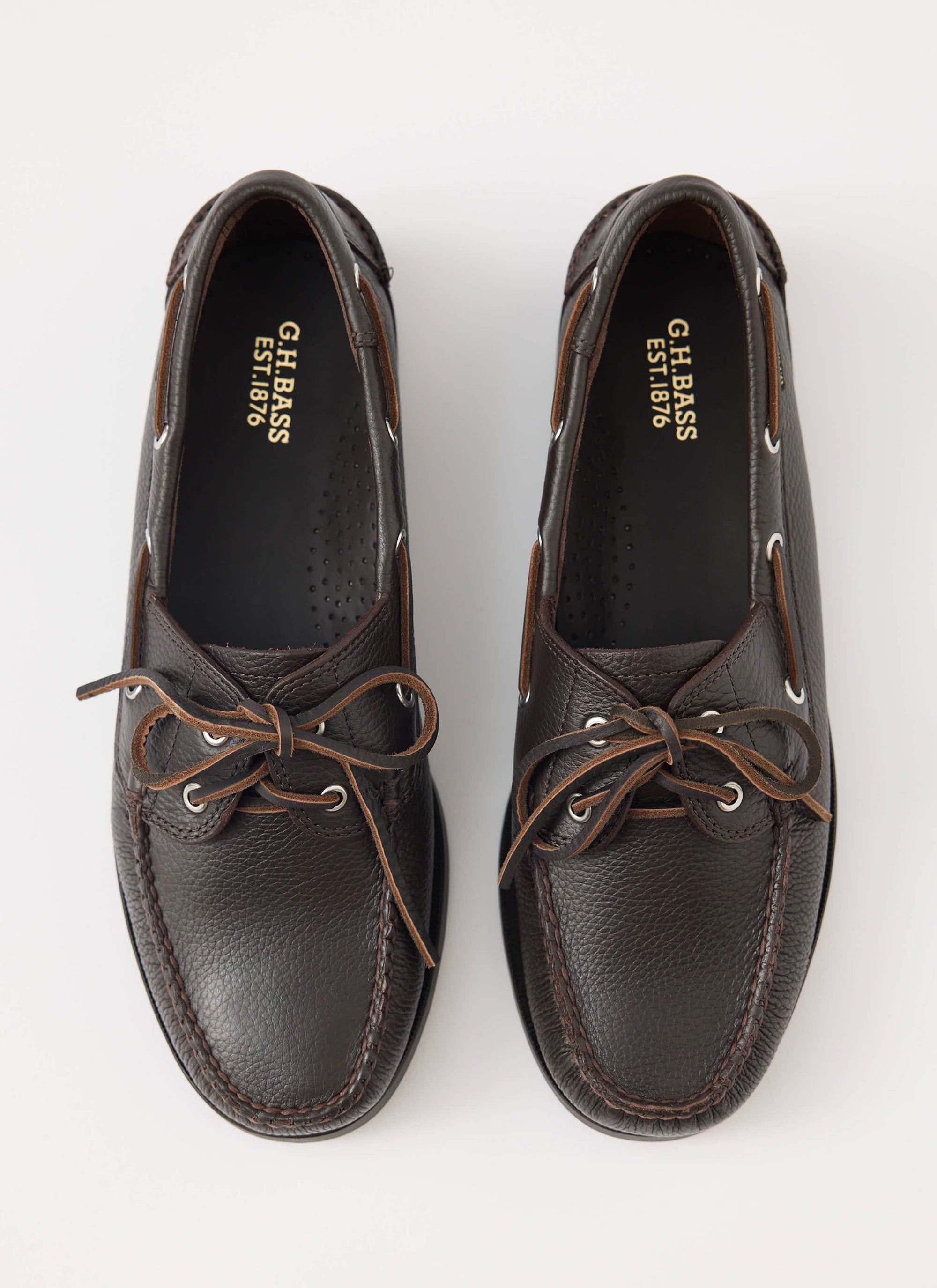 G.H.Bass | Jetty II Boater 2 Eye | Textured Dark Brown | Percival