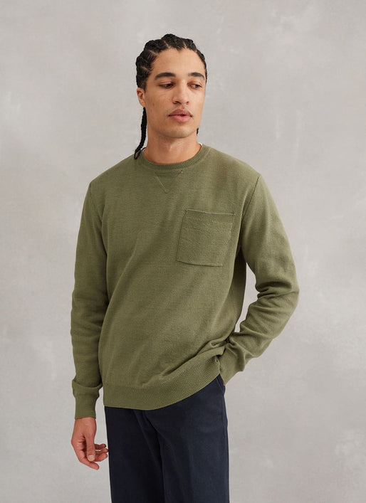 crewneck with pocket