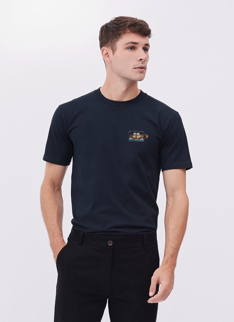 T Shirt | Kraken Bottle | Navy & Percival Menswear